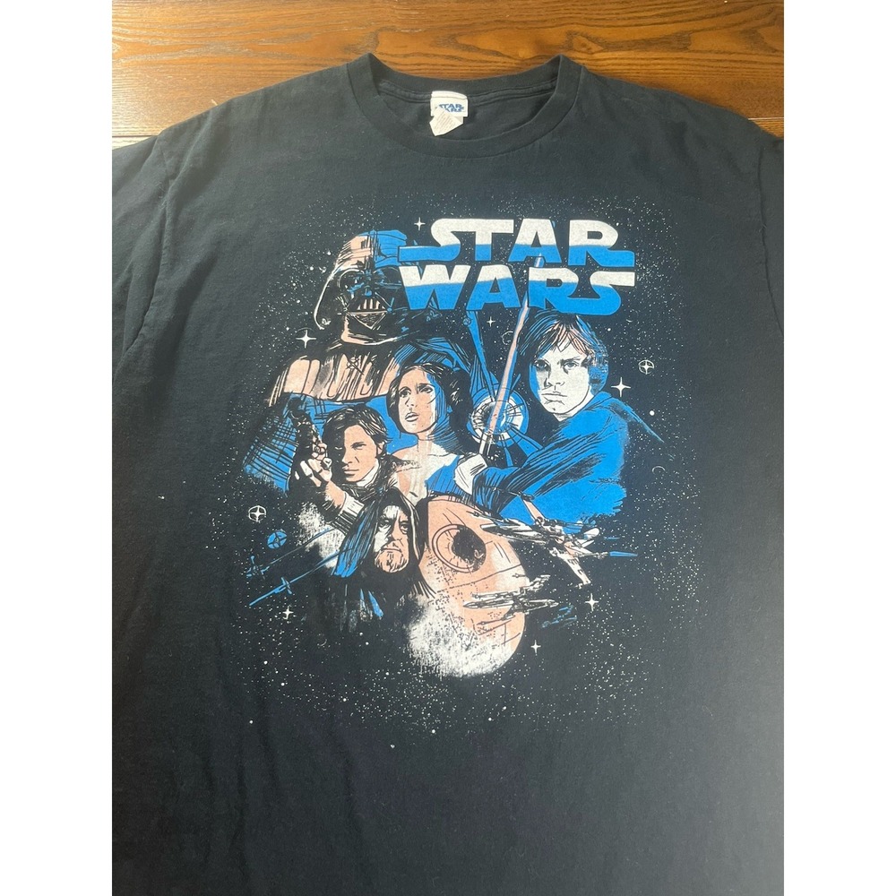 Vintage Star Wars Short Sleeve Shirt Size Large Graphic Tee 100% Cotton